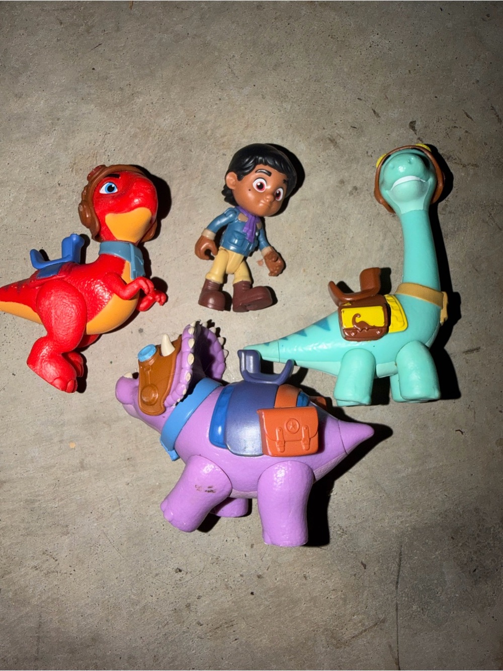 Lot Of 4 Dino Ranch Figures Disney junior